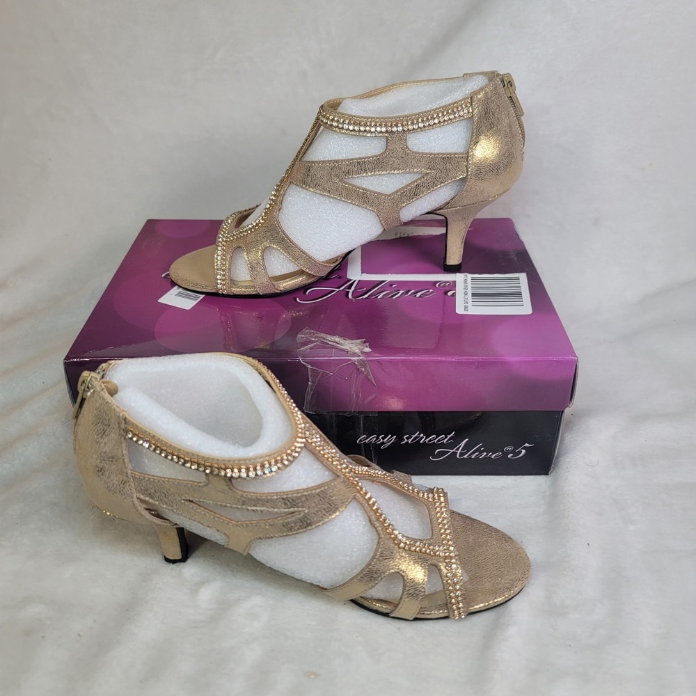 Easy Street Alive At‎ 5 Gold 2 1/2 Kitten Inch Heels Formal Party Rhinestone 9W